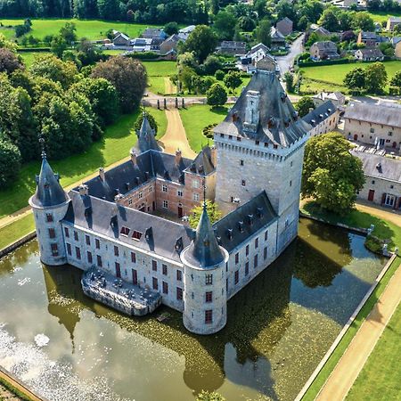 Chateau Jemeppe มาร์ช-อ็อง-เฟเมน ภายนอก รูปภาพ