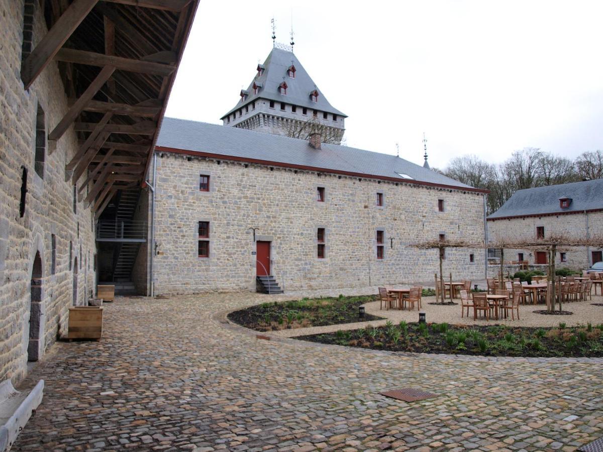 Chateau Jemeppe มาร์ช-อ็อง-เฟเมน ภายนอก รูปภาพ
