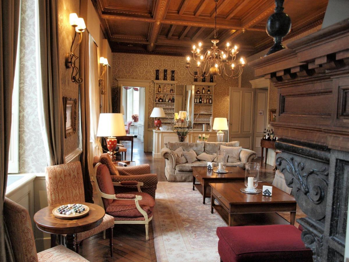 Chateau Jemeppe มาร์ช-อ็อง-เฟเมน ภายนอก รูปภาพ