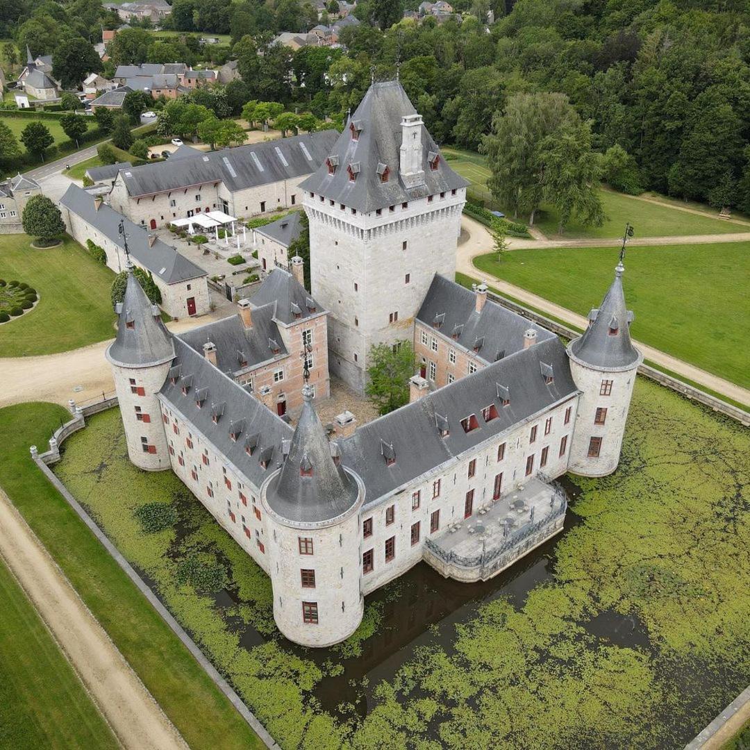 Chateau Jemeppe มาร์ช-อ็อง-เฟเมน ภายนอก รูปภาพ