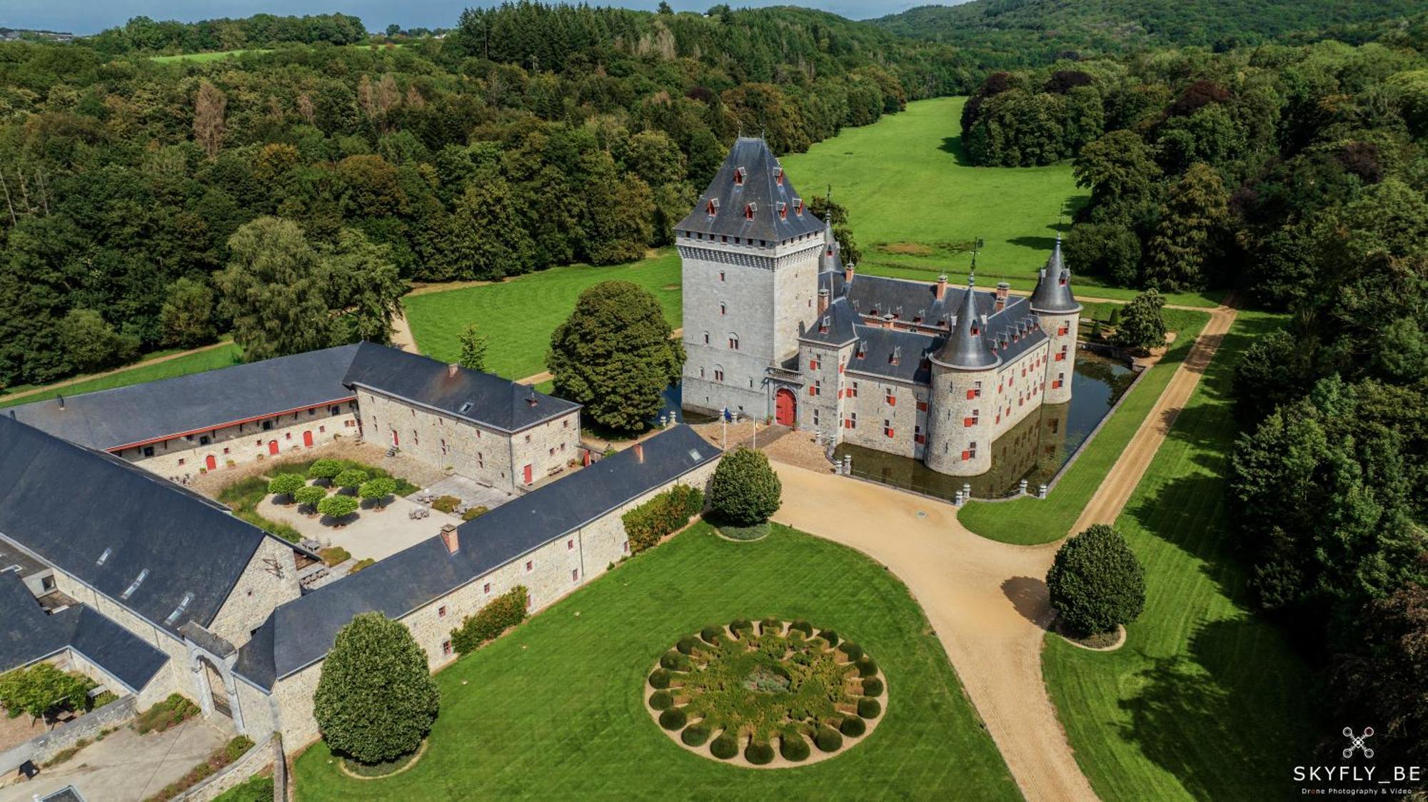 Chateau Jemeppe มาร์ช-อ็อง-เฟเมน ภายนอก รูปภาพ