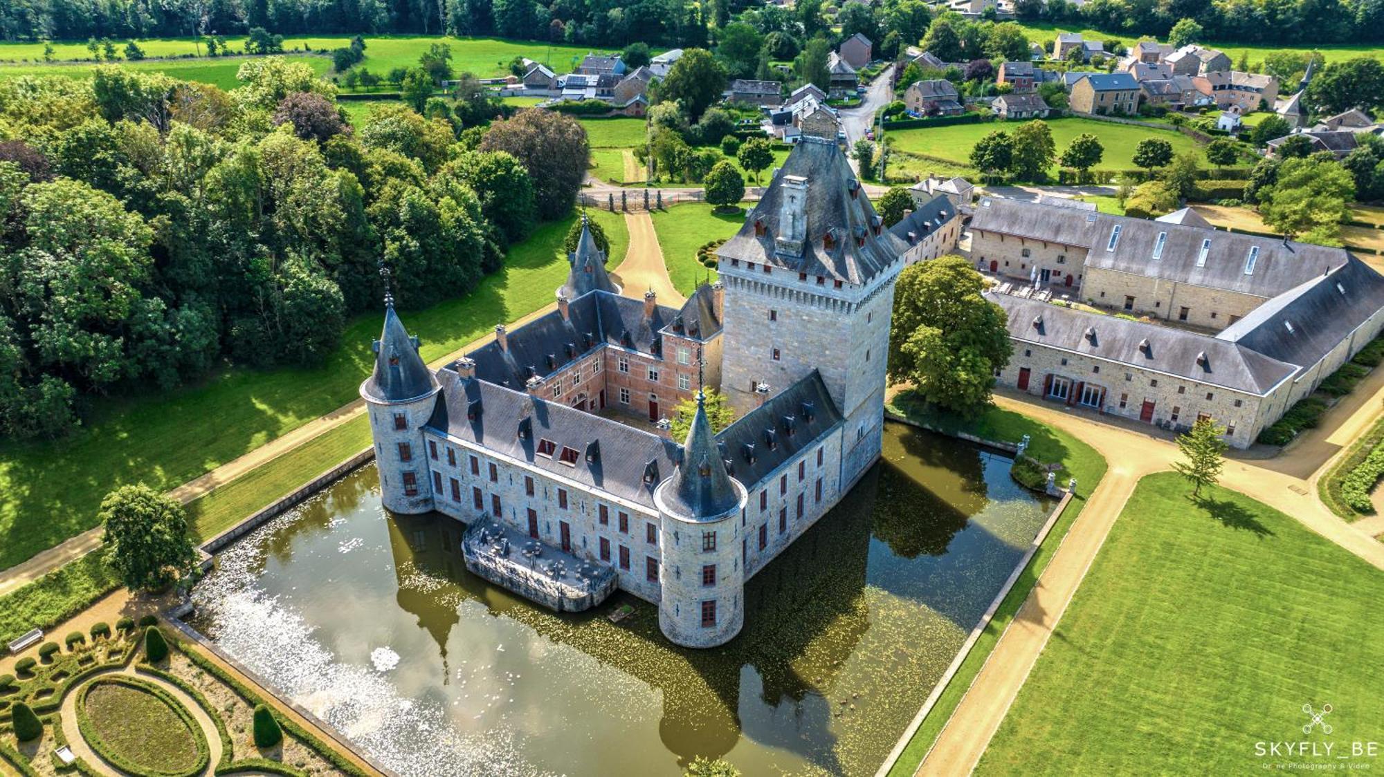 Chateau Jemeppe มาร์ช-อ็อง-เฟเมน ภายนอก รูปภาพ